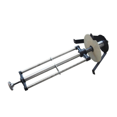Barnizado electrostático desempolvando cuatro accesorios del tocador de la recuperación del juego de piezas